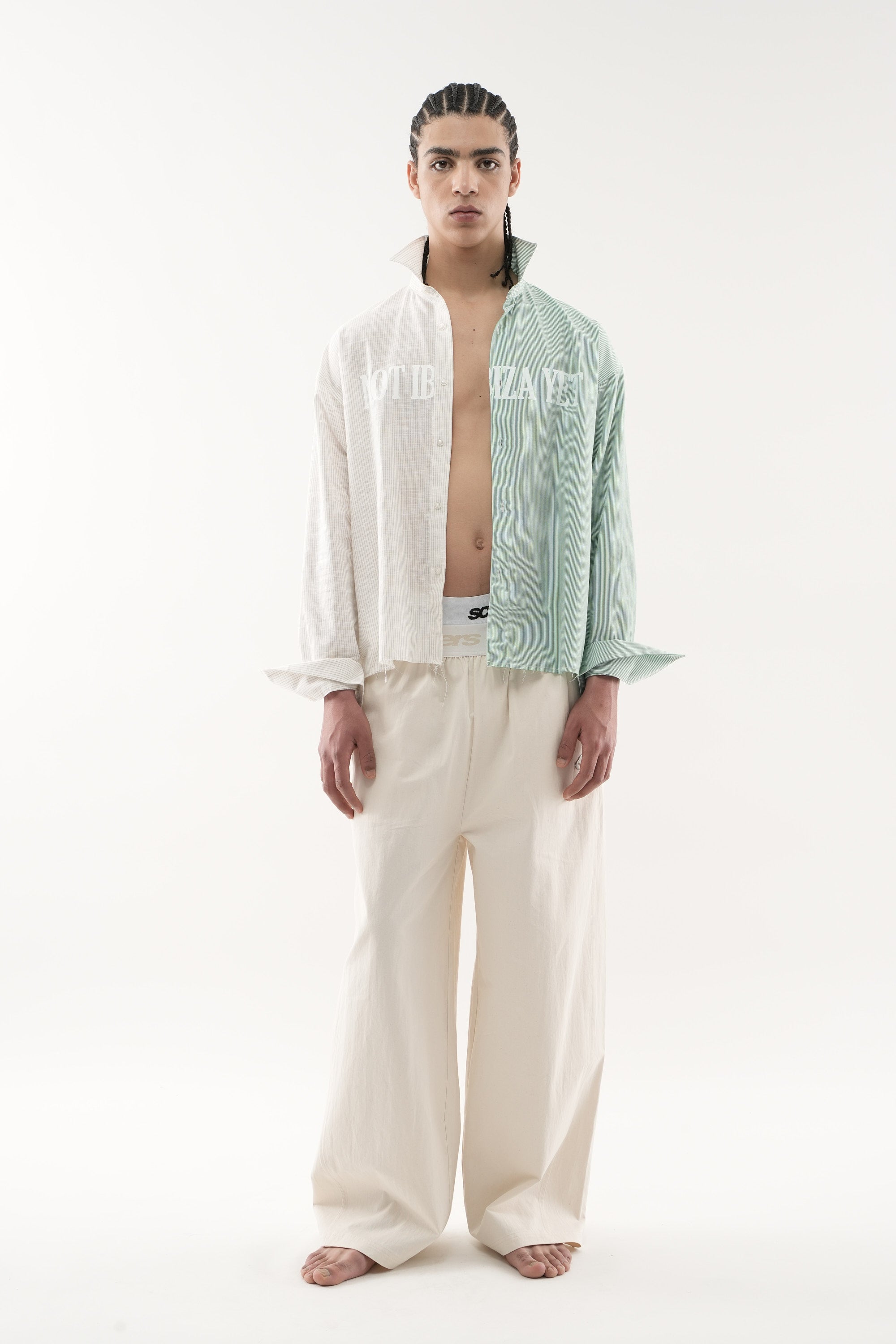 Pas Ibiza encore une fois, chemise verte