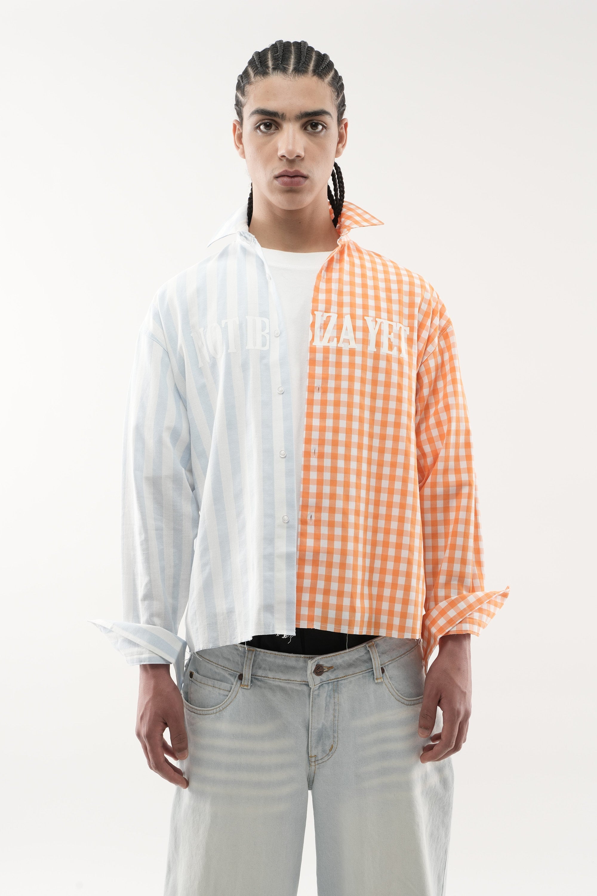Pas Ibiza encore une fois, chemise orange
