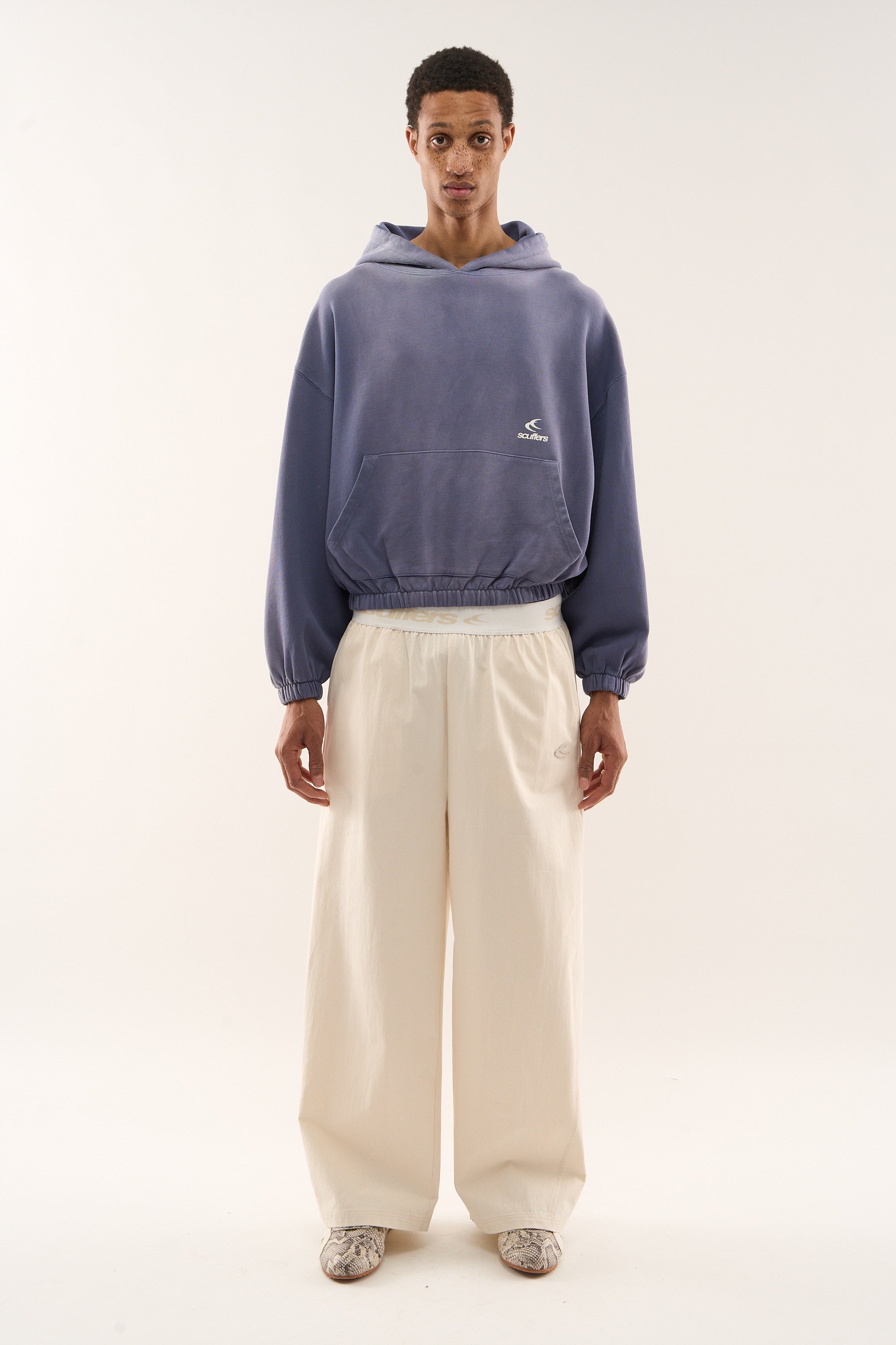 Sweat à capuche bleu Atica