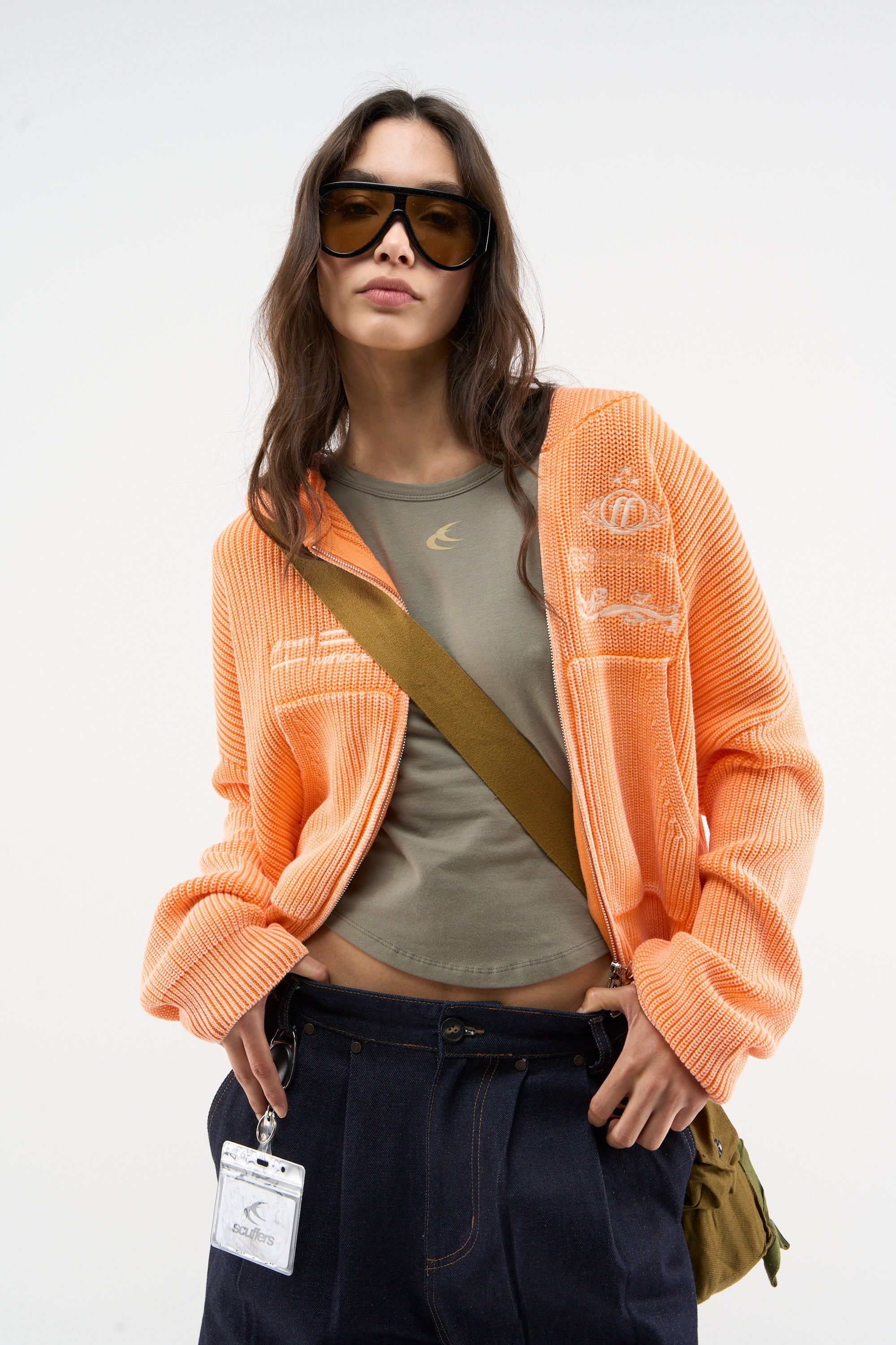 Fermeture éclair en tricot orange maire