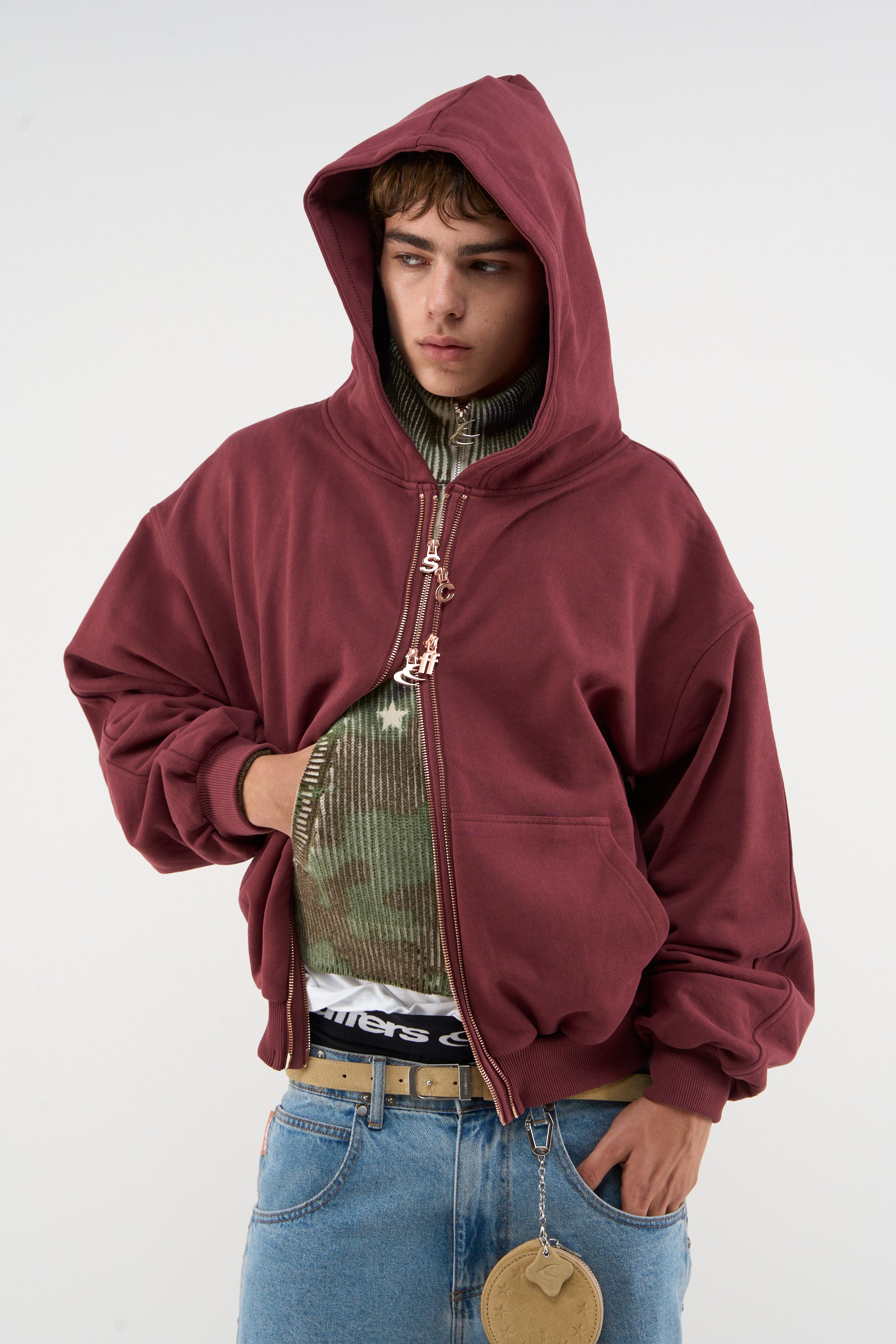 Fermeture éclair en acier bordeaux