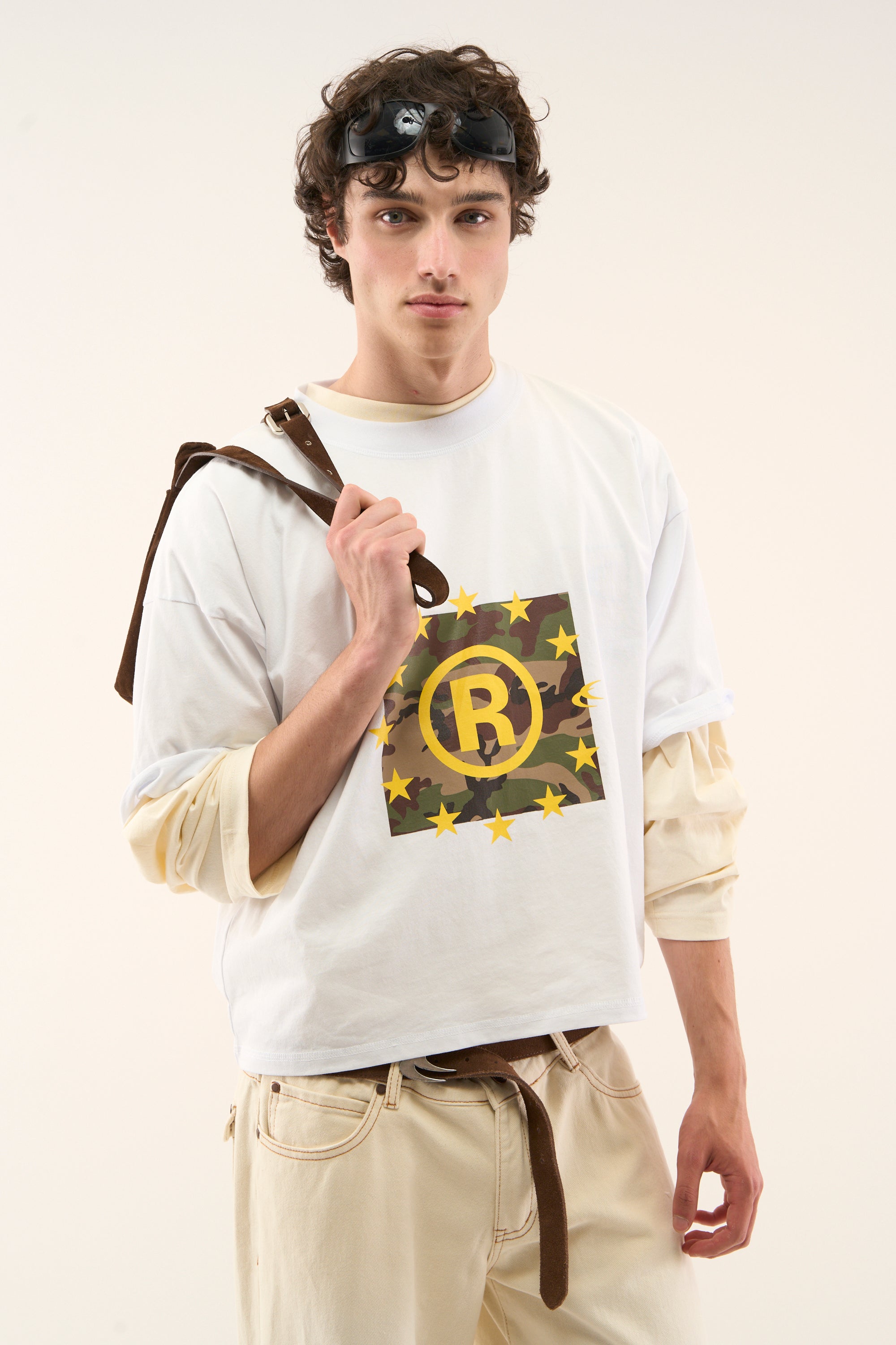 T-shirt blanc protégé par le droit d'auteur