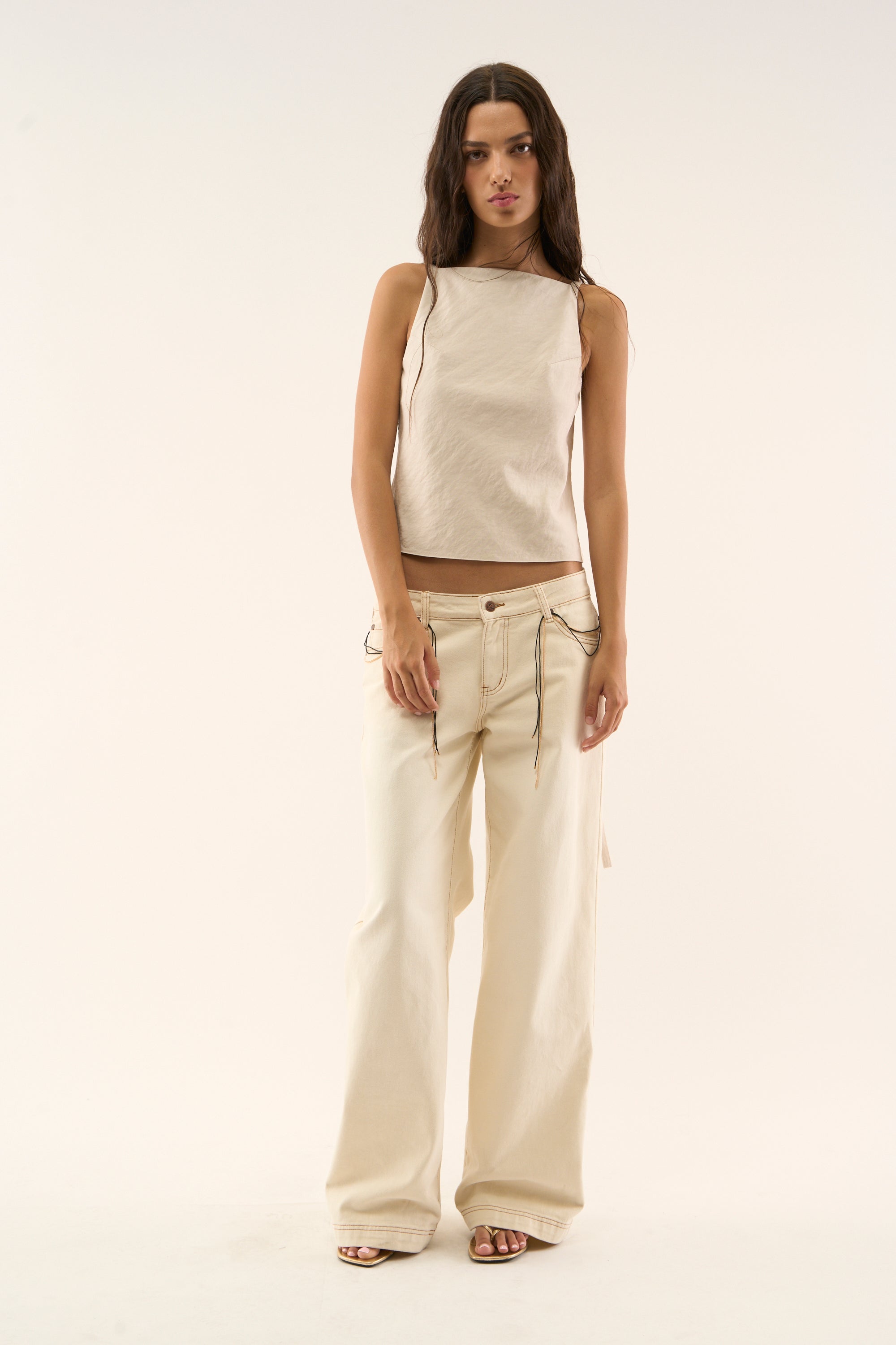 Panneau supérieur écru