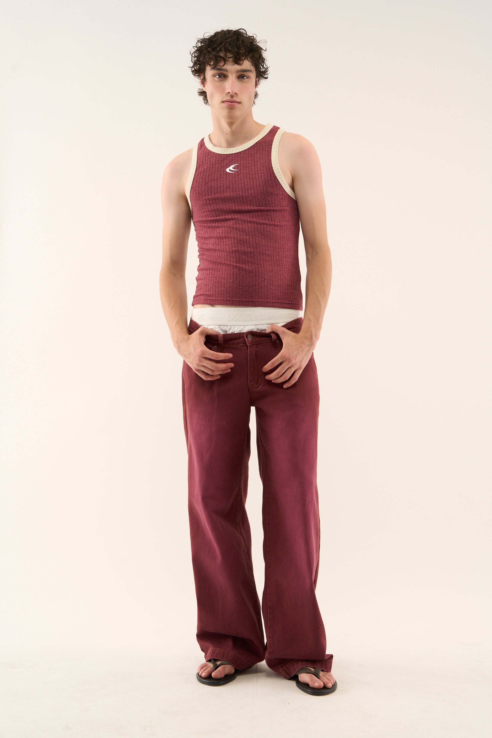 Pantalon bordeaux Carrie