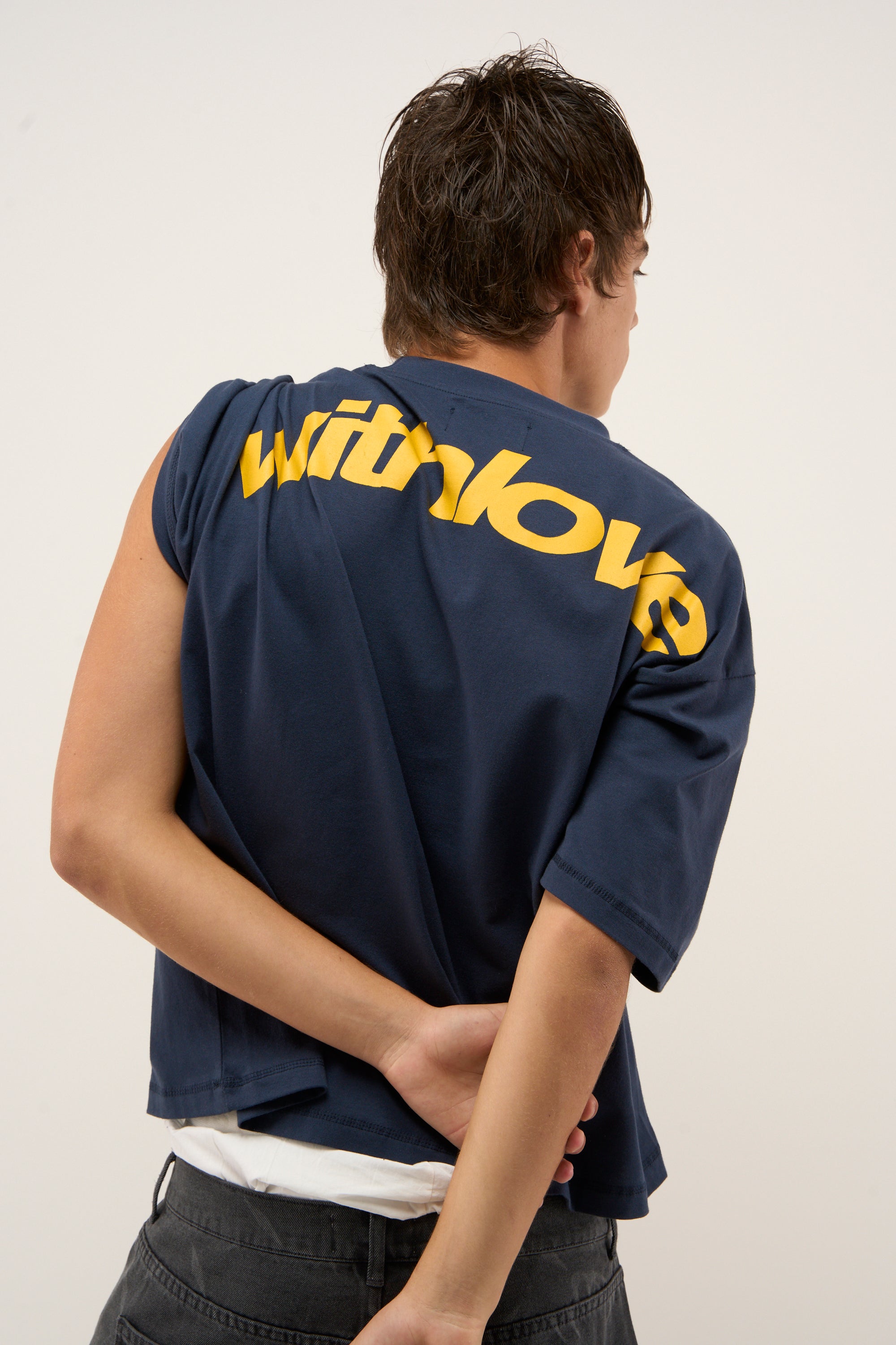 T-shirt bleu marine à signer