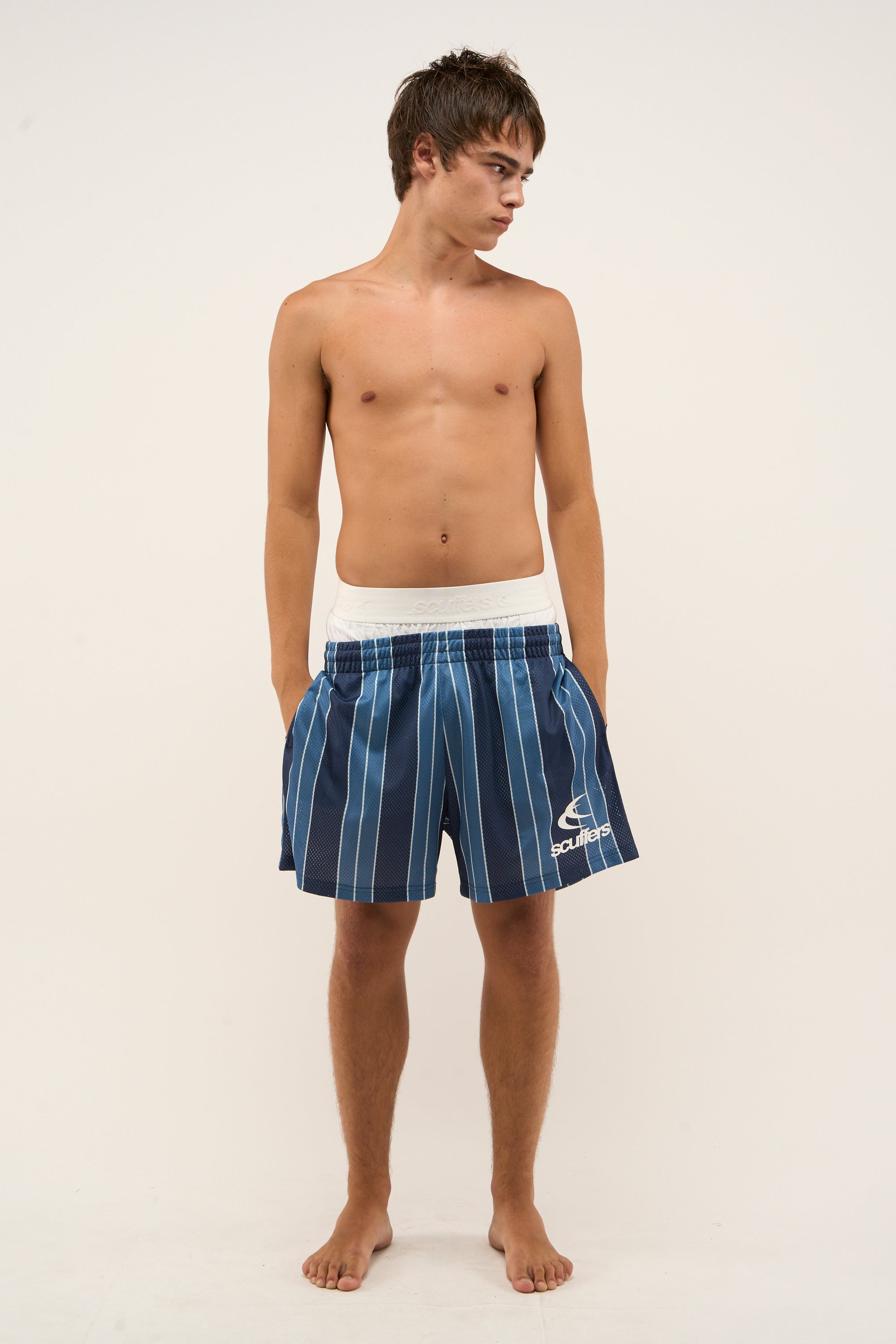 Short de football bleu marine Madrid