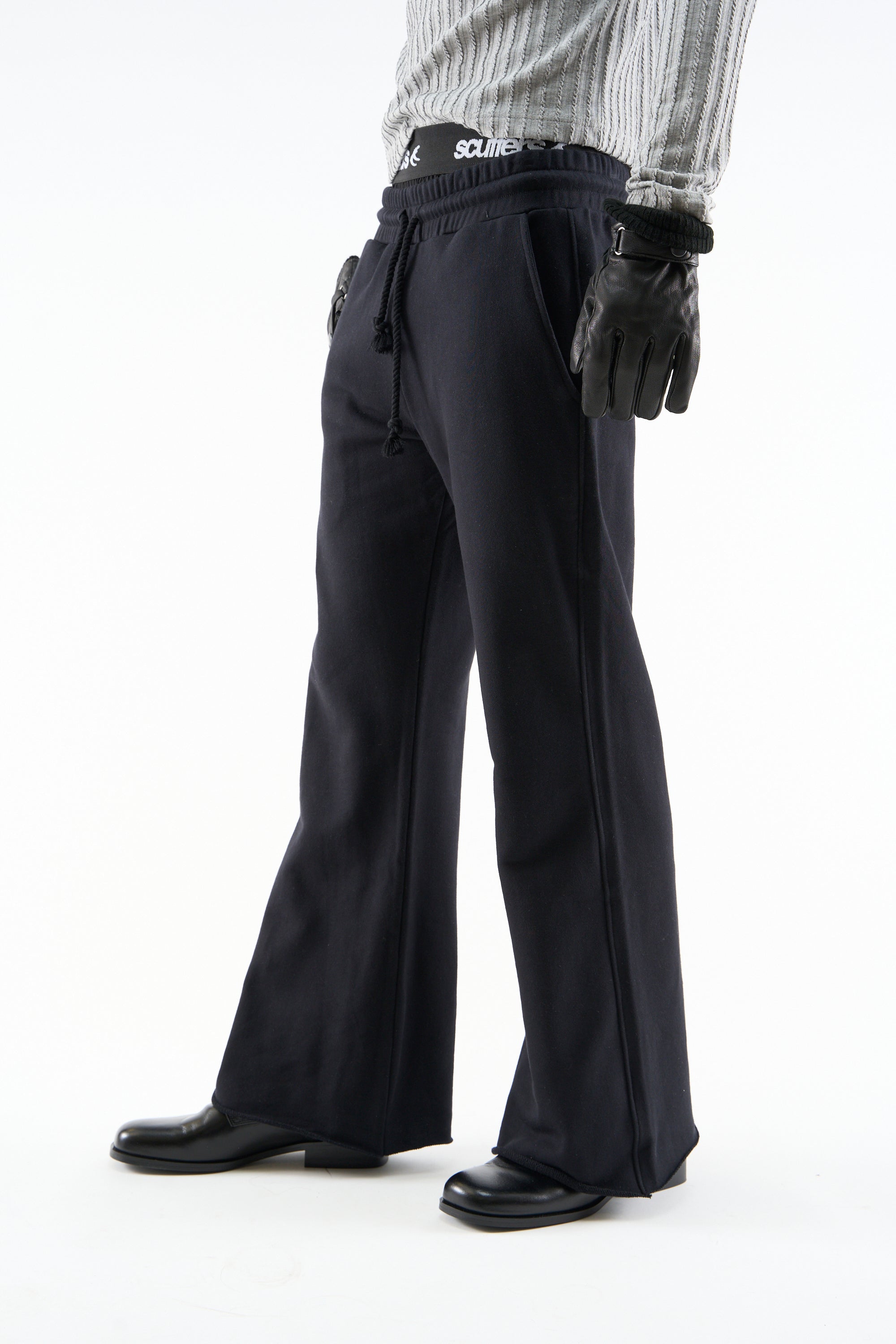 Pantalon de survêtement noir évasé