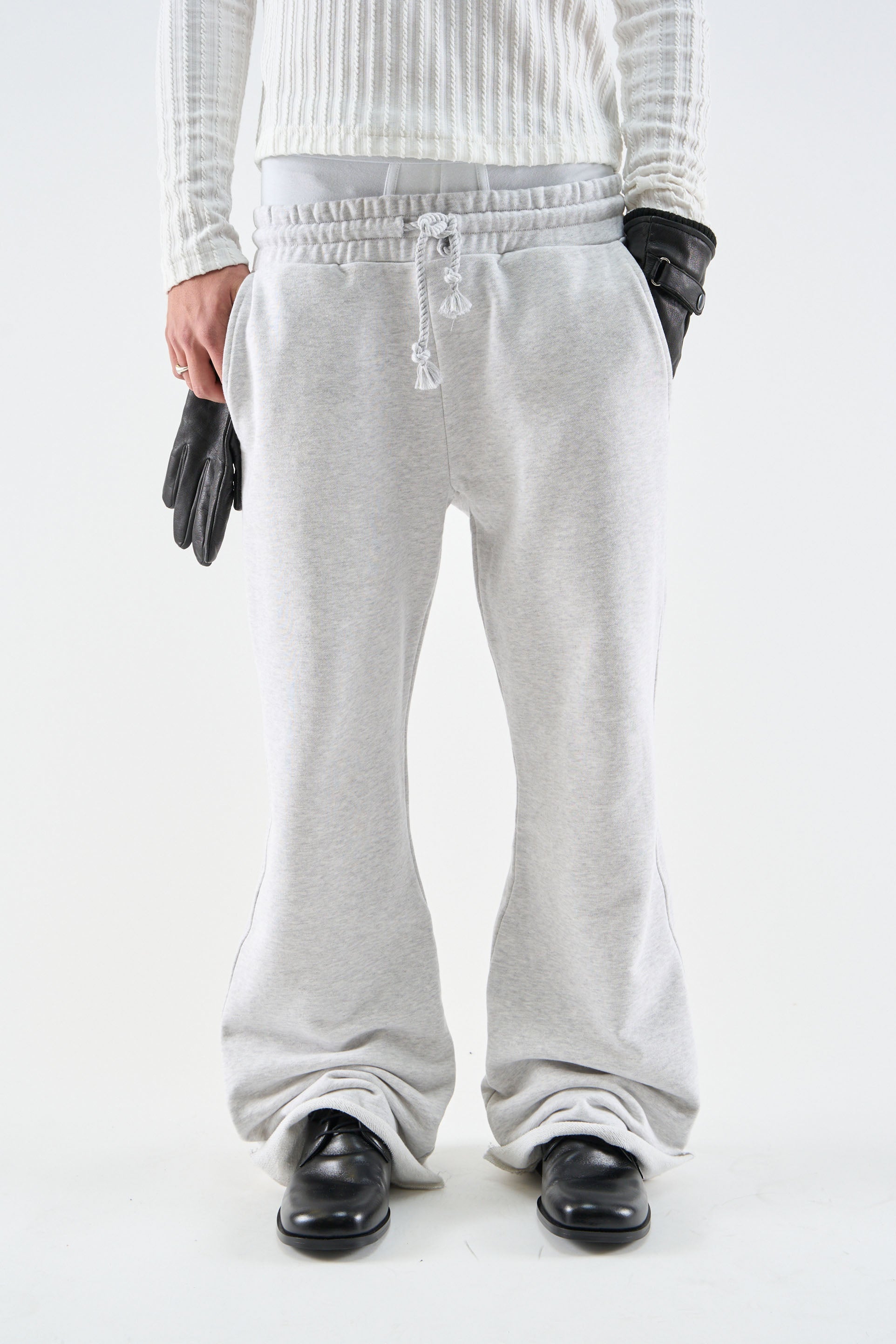 Pantalon de survêtement gris clair évasé