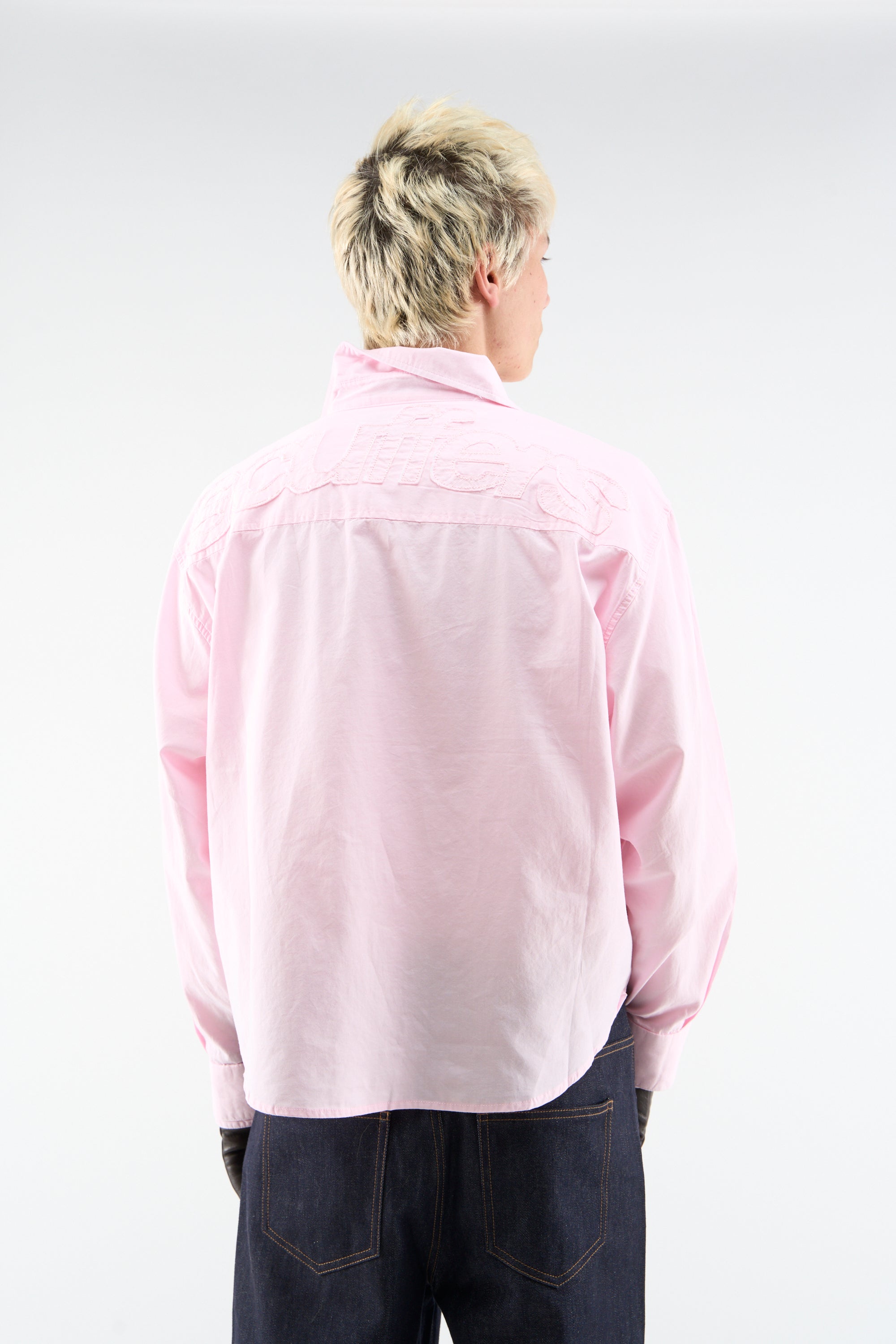 Chemise rose pâle