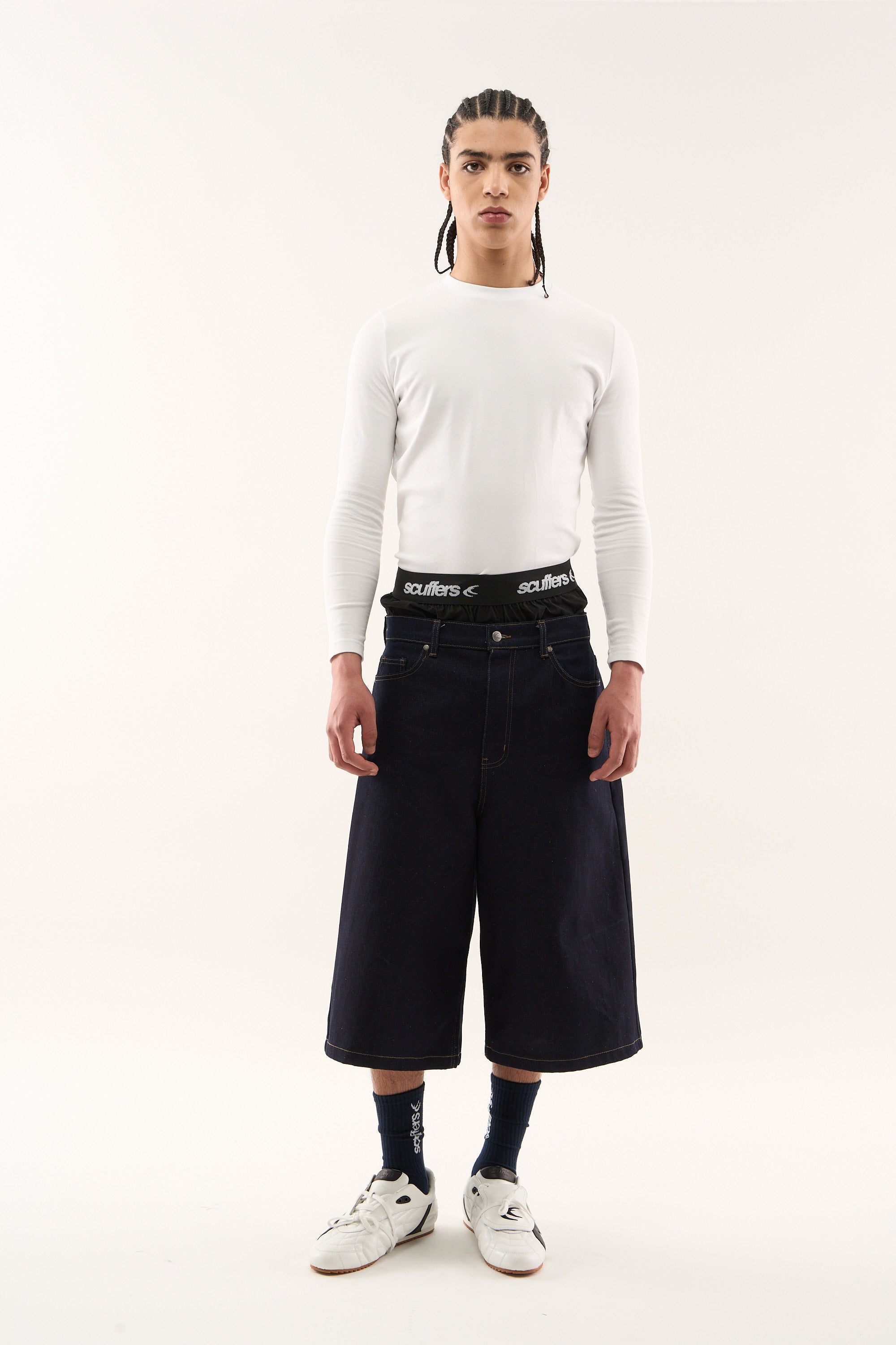 Short bleu foncé jumbo