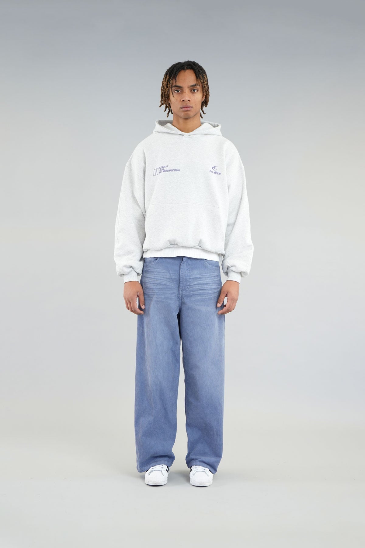 Sweat à capuche gris global