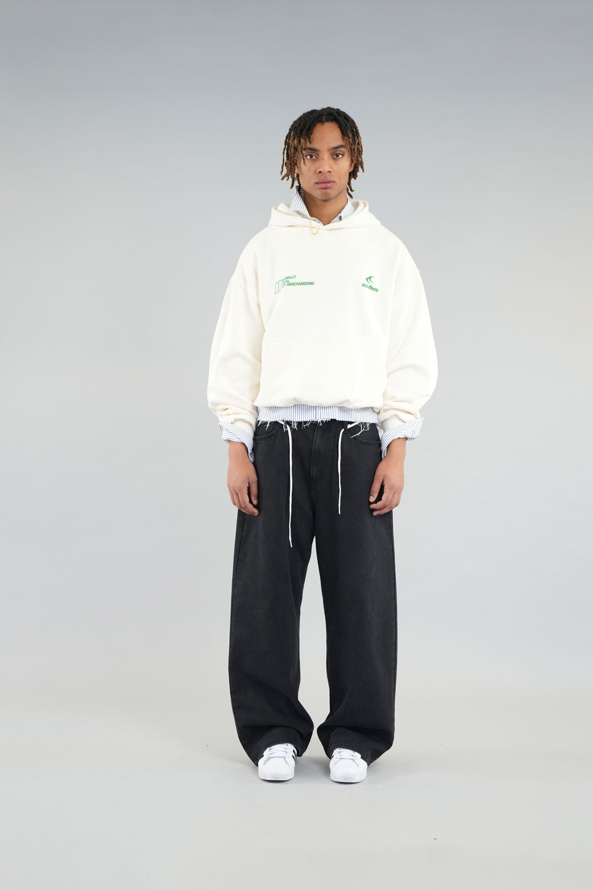 Sweat à capuche écru Globally