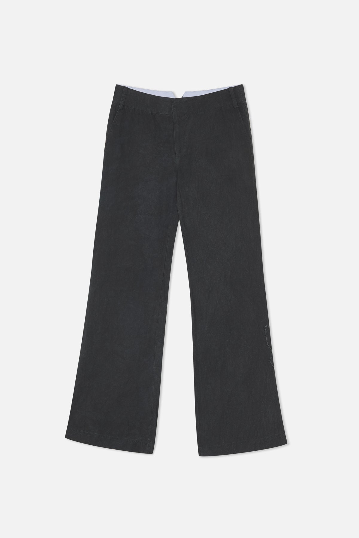 Pantalon foncé neuf sur mesure
