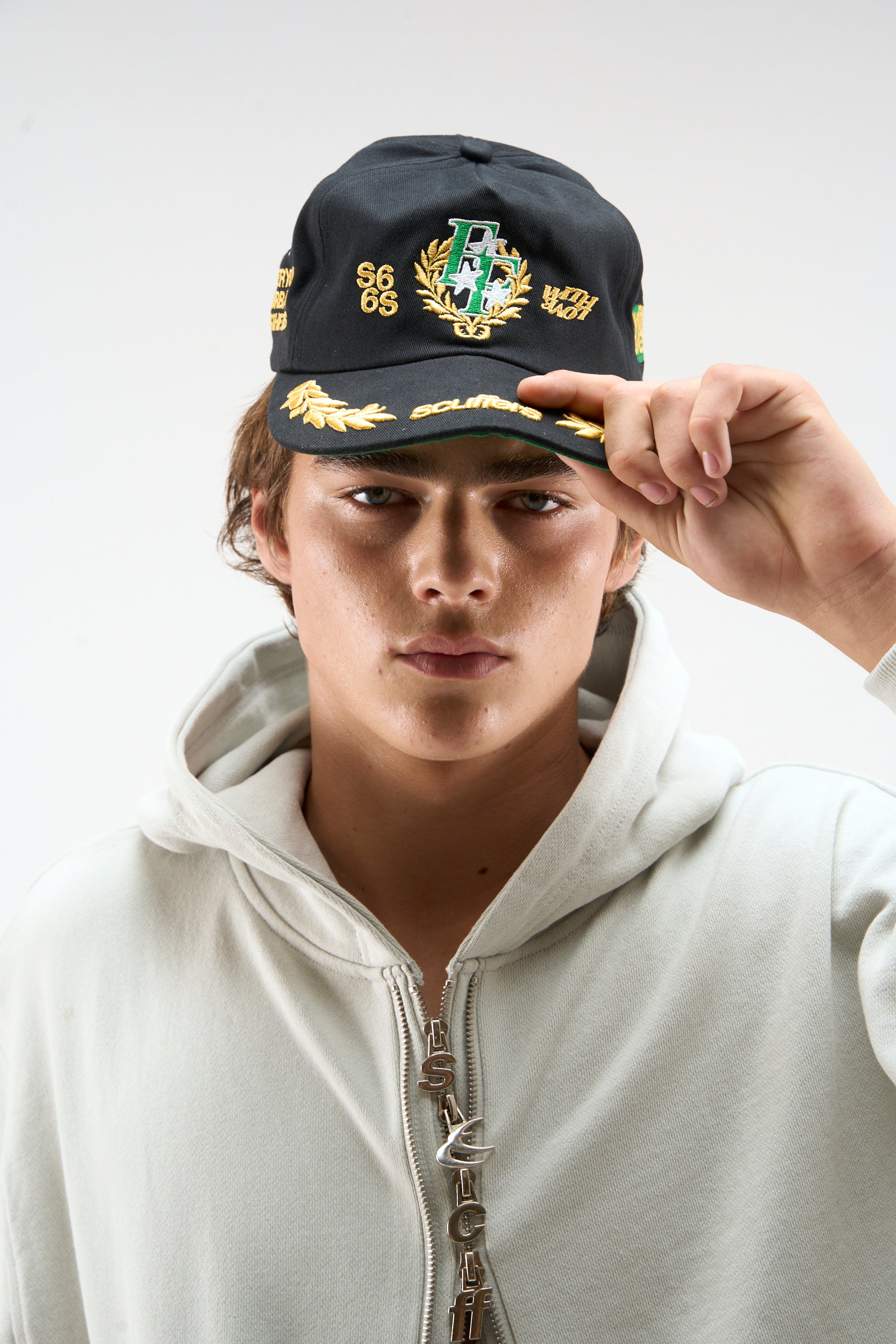 Casquette noire Monreal