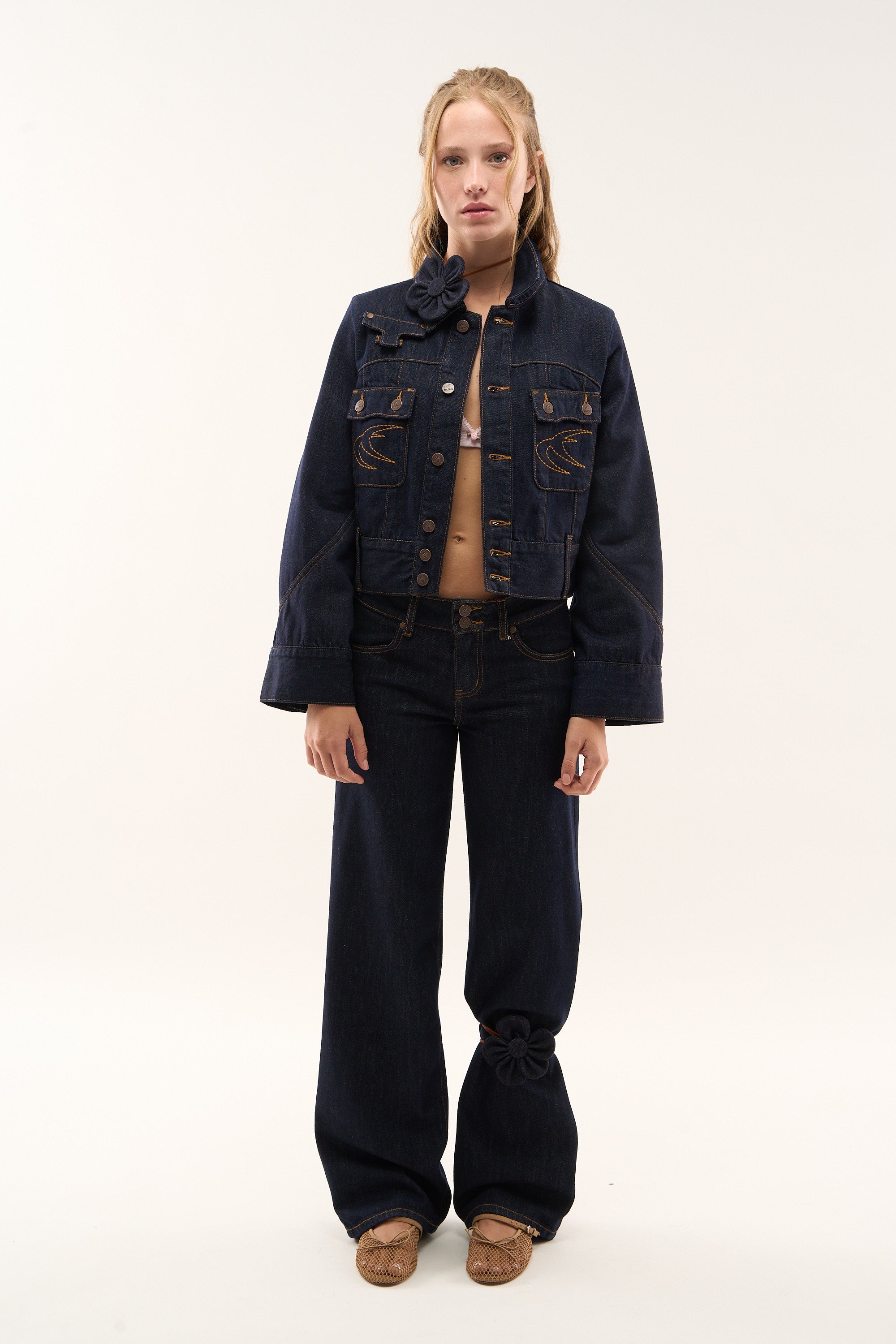 Veste en jean bleu marine foncé